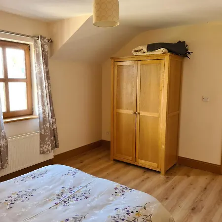 Дом отдыха Ballyloskey House