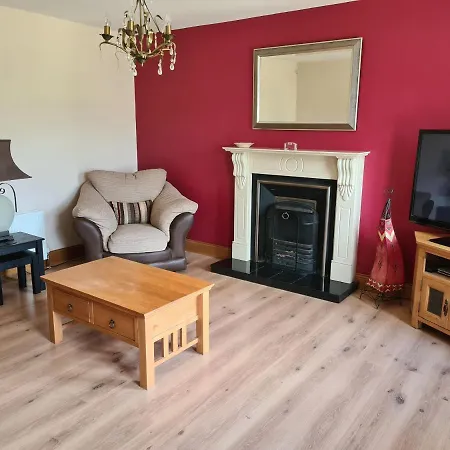 Ballyloskey House